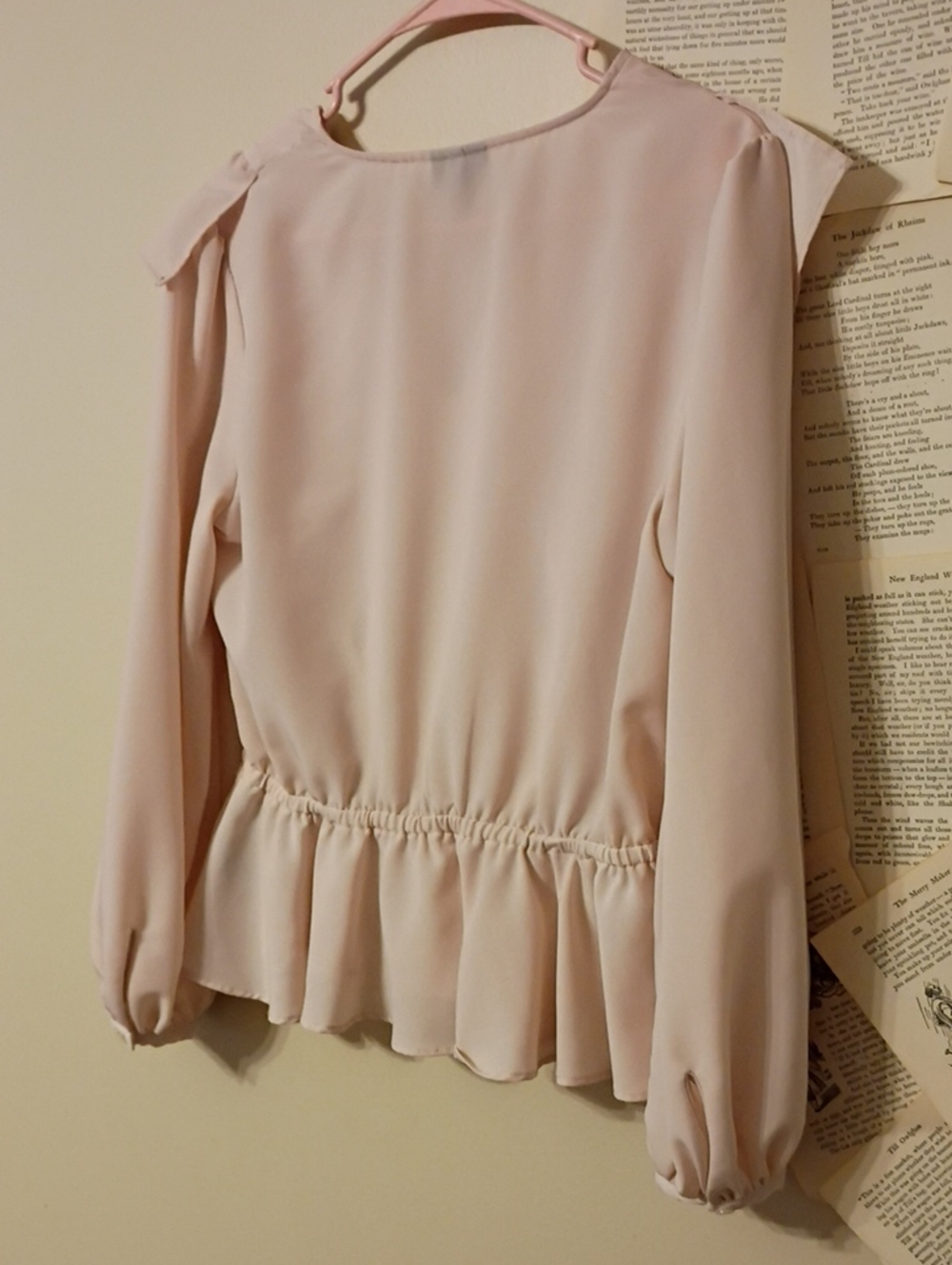 Who What Where Pale Pink Peplum Top - Picture 3 of 3